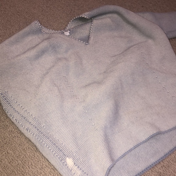 Beautiful white and blue sweater - Picture 2 of 4